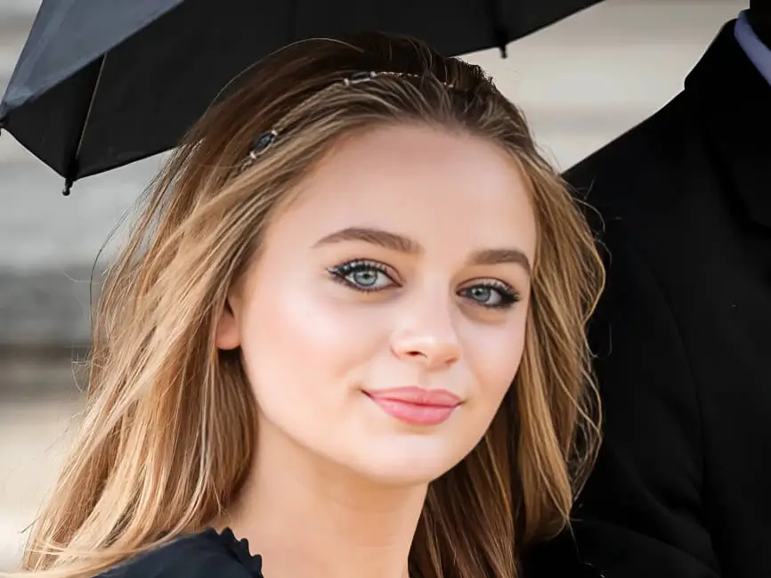 Joey King: Age, Height, Husband, Net Worth, Movies & TV Shows